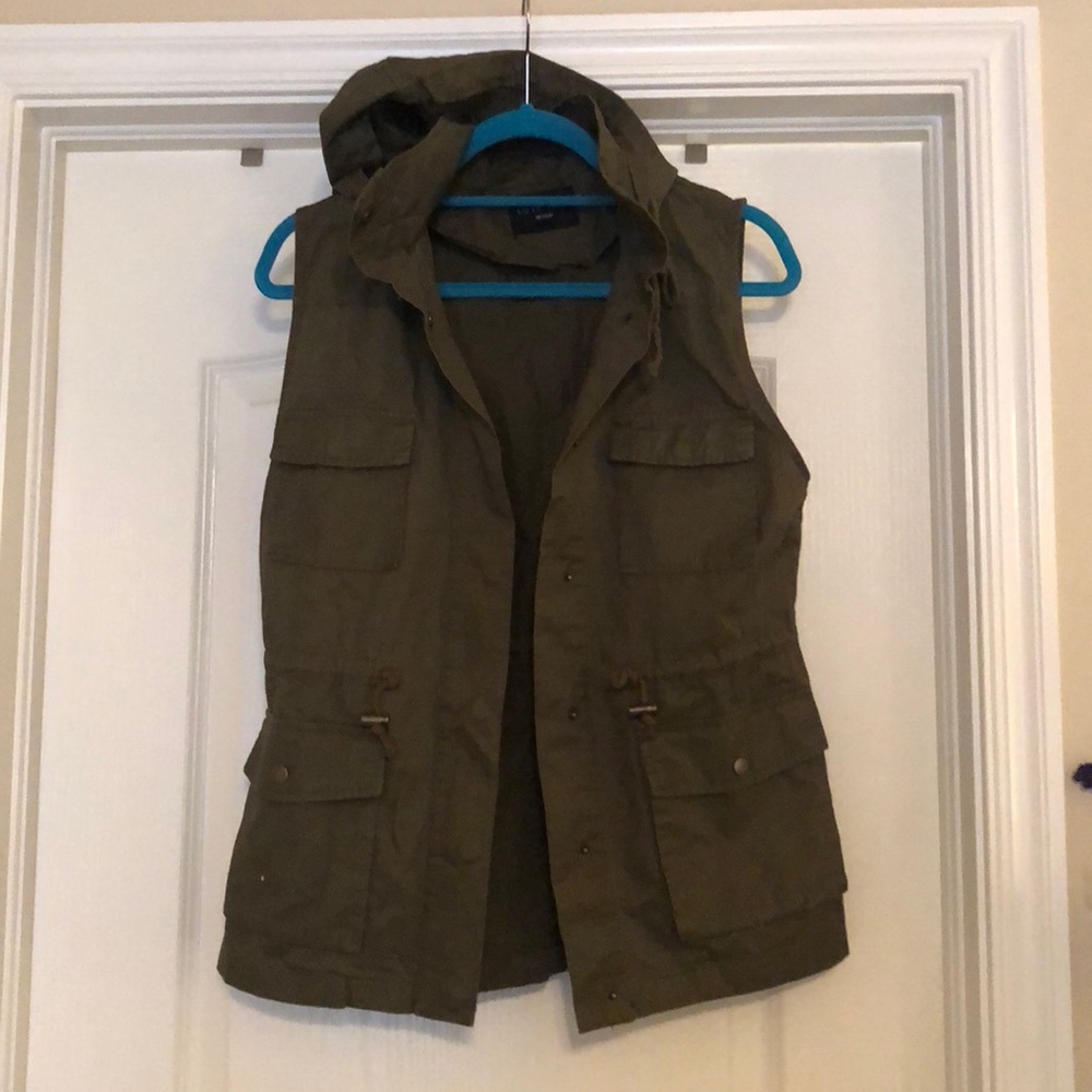Olive Green Utility Vest